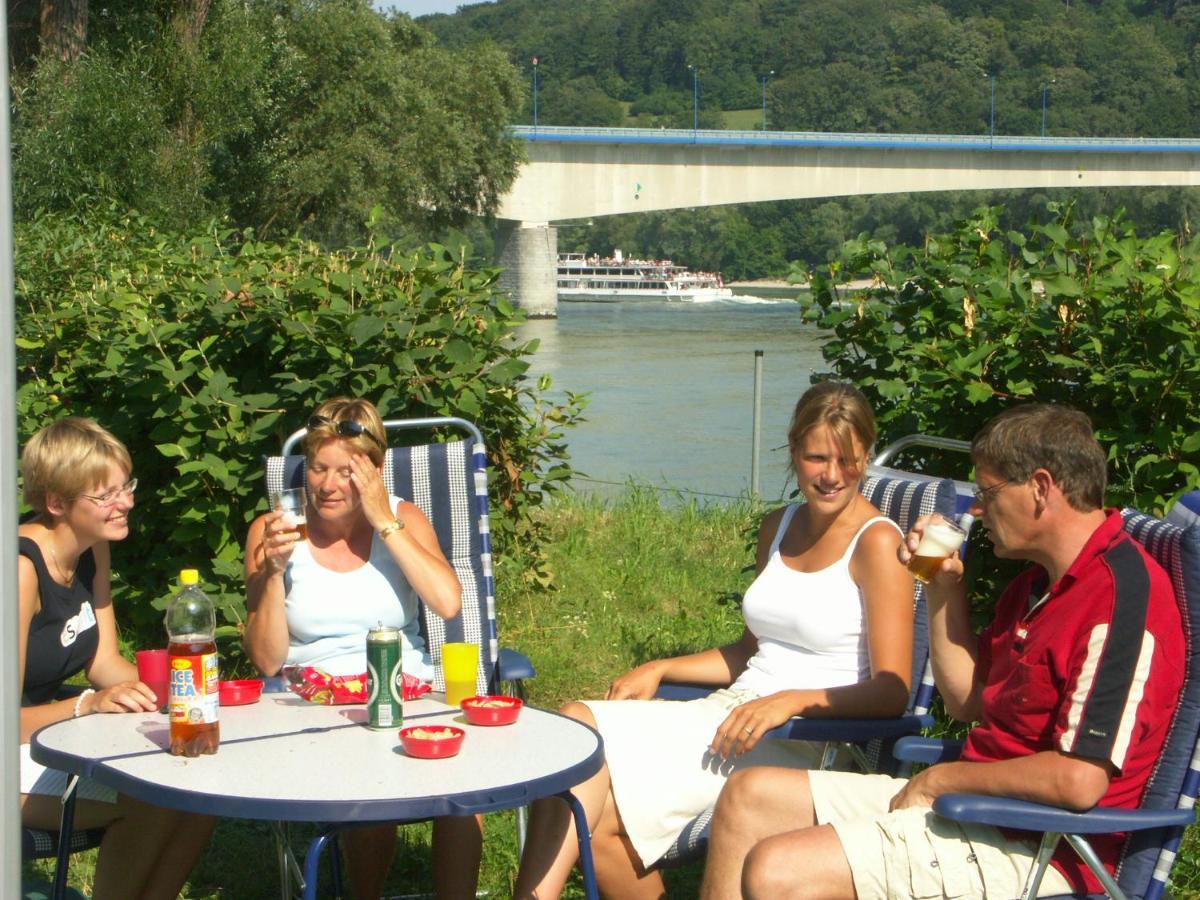 Donaucamping Emmersdorf 杜河畔的埃默斯多夫 外观 照片